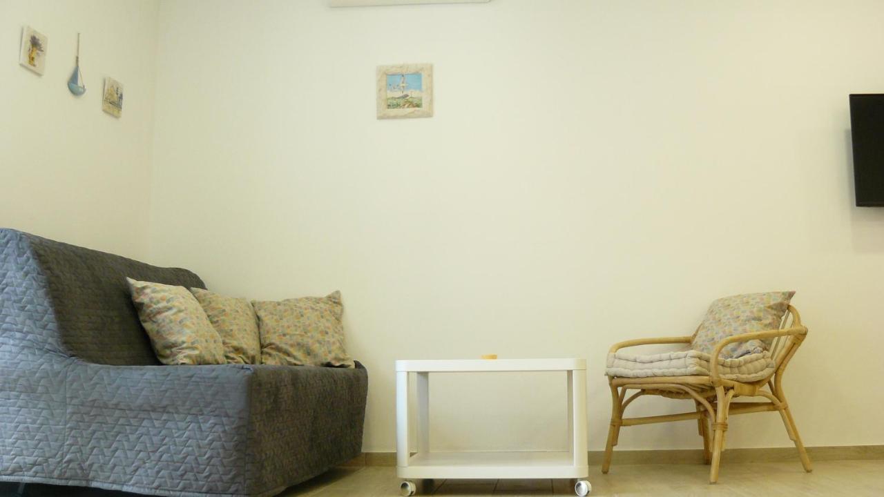 Eco Apartments Kate Suđurađ Kültér fotó