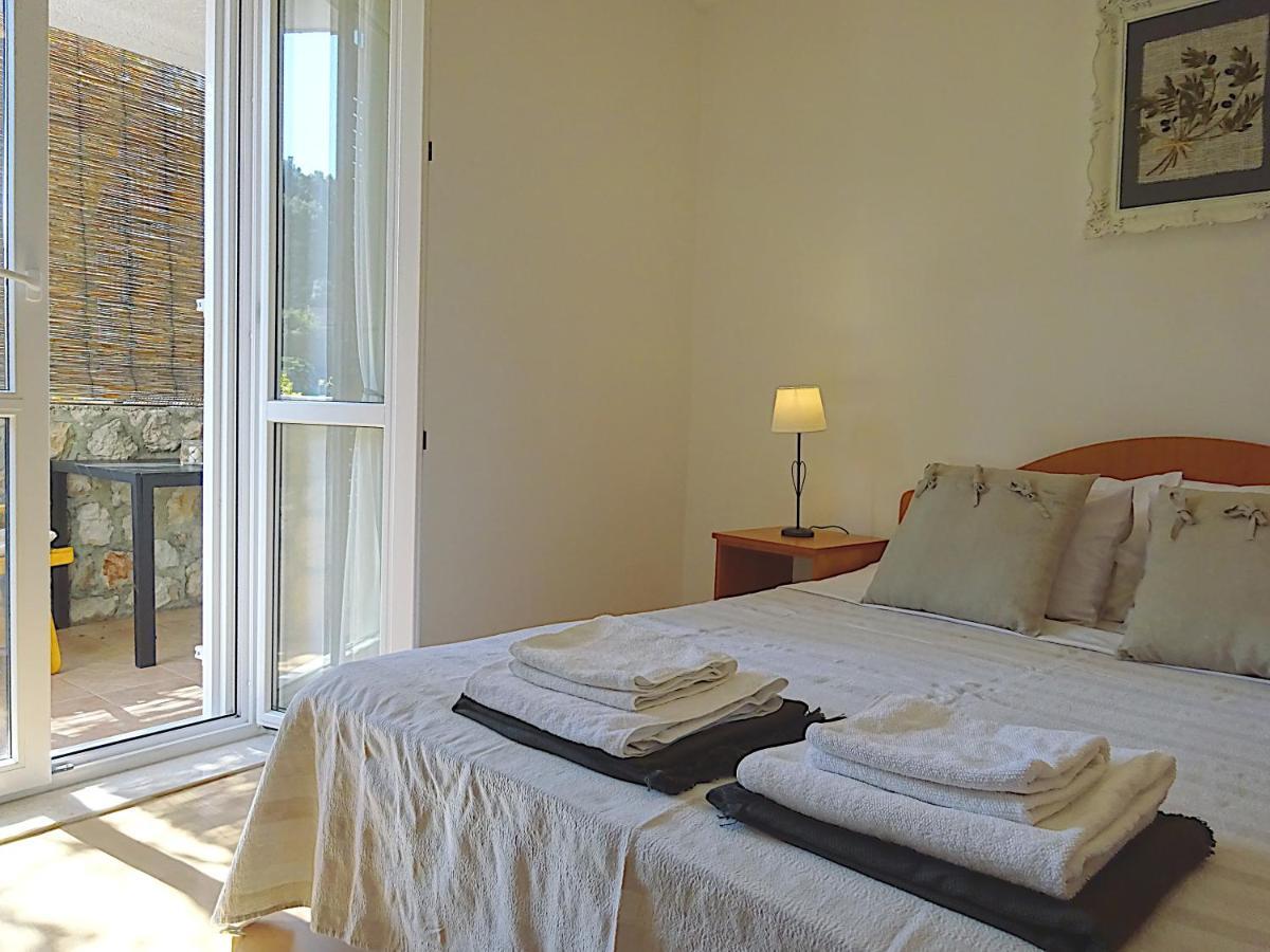 Eco Apartments Kate Suđurađ Kültér fotó