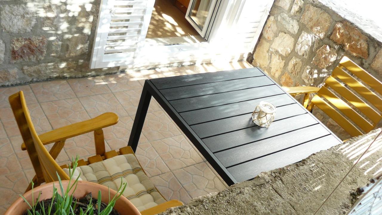 Eco Apartments Kate Suđurađ Kültér fotó